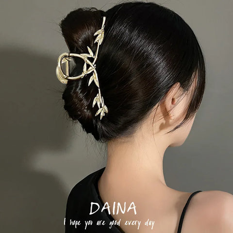 Trendy Metal Hair Claws – Geometric Star Hairpins & Hairgrips